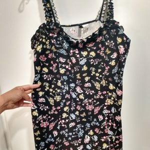 Cute floral dress! NWOT!